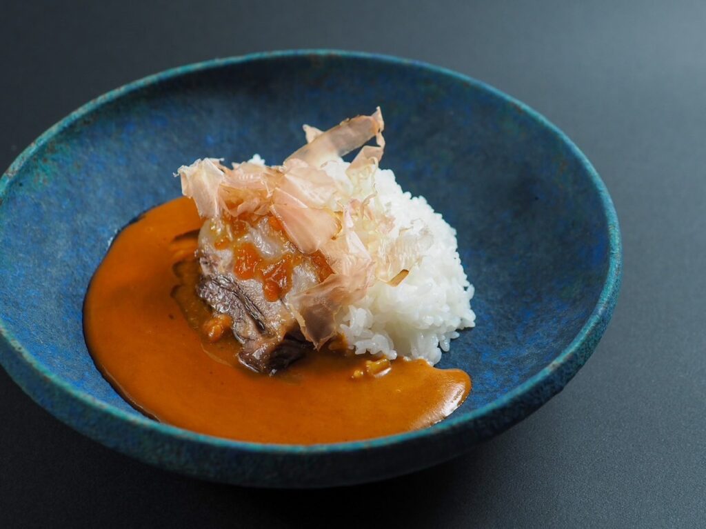 下國伸シェフ監修オリジナルカレーのスタジアムグルメ