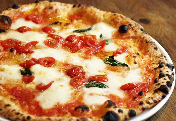 薪窯焼きpizzaUNCLEKENの写真