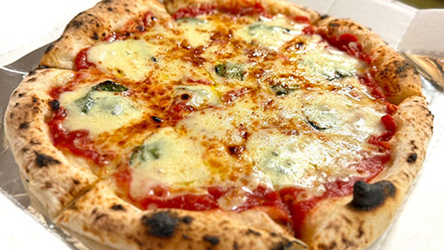 PIZZA BRAVOの写真