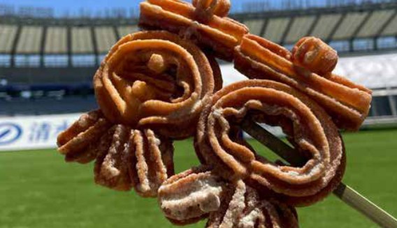 FC TOKYO OFFICIAL SWEETS SHOP（チュロス）の写真